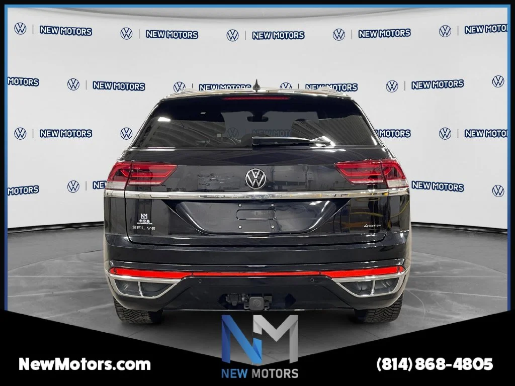 Used 2023 Deep Black Pearl Effect Volkswagen 3.6L V6 SEL Premium R-Line image 4