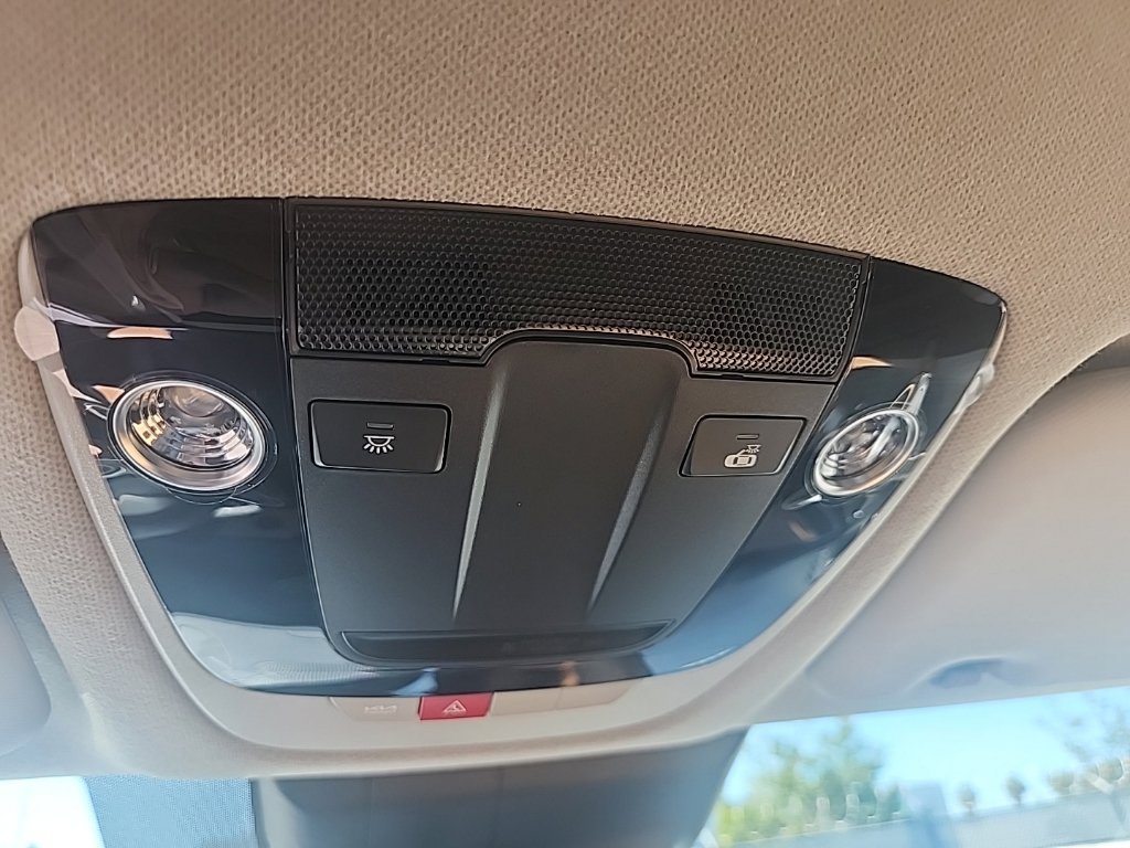 Used 2024 White Kia EX image 23