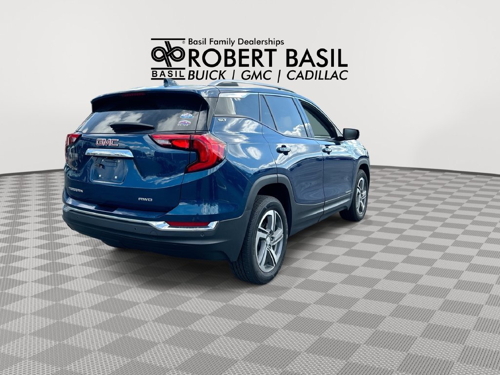 Used 2021 Blue GMC SLT image 8