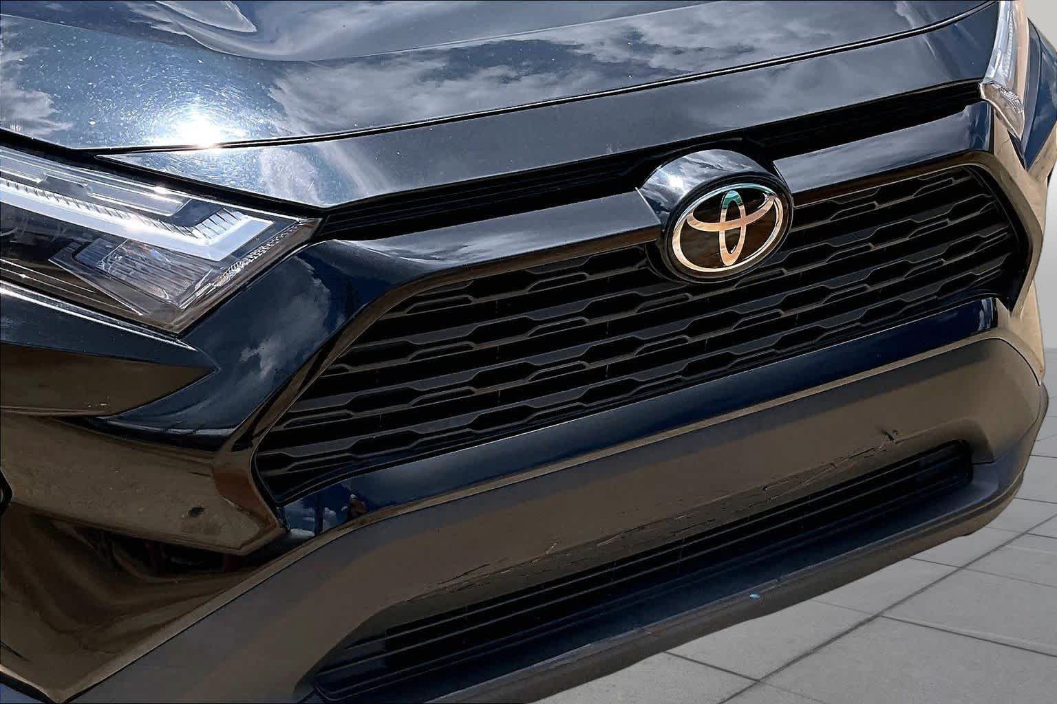 2023 Toyota RAV4 XLE - Photo 29
