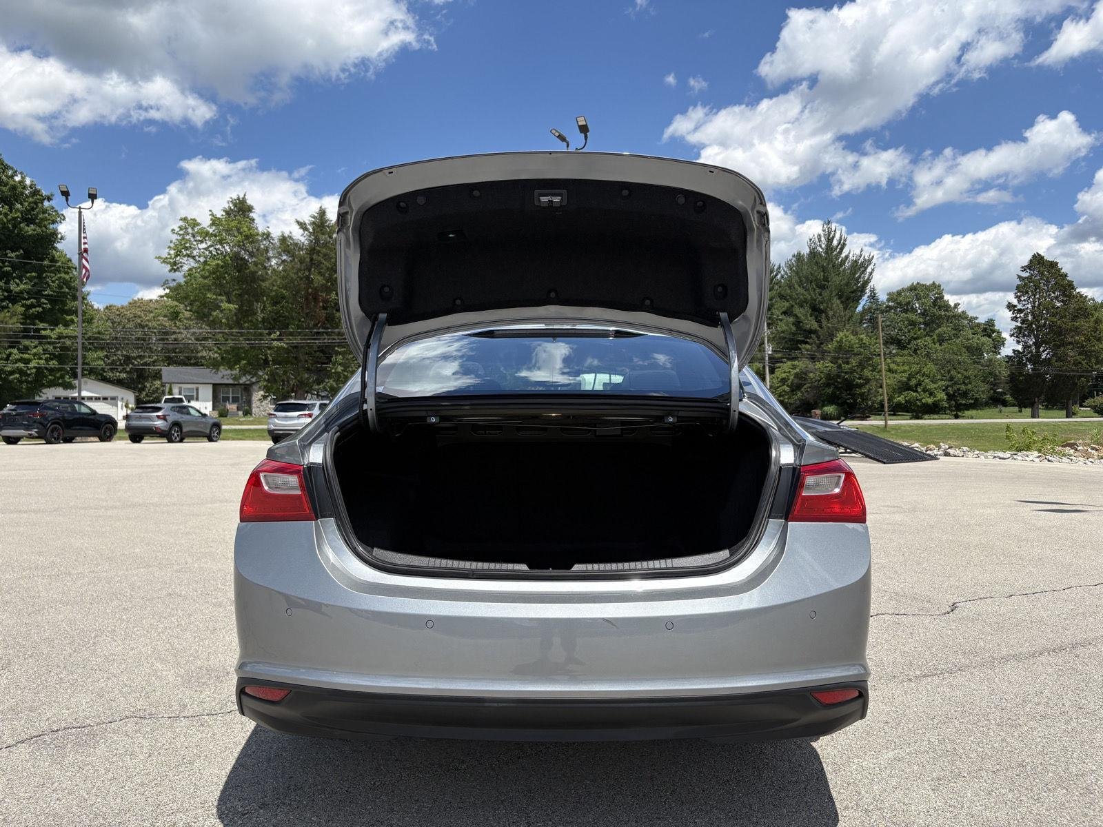Used 2024 Sterling Gray Metallic Chevrolet LT image 16
