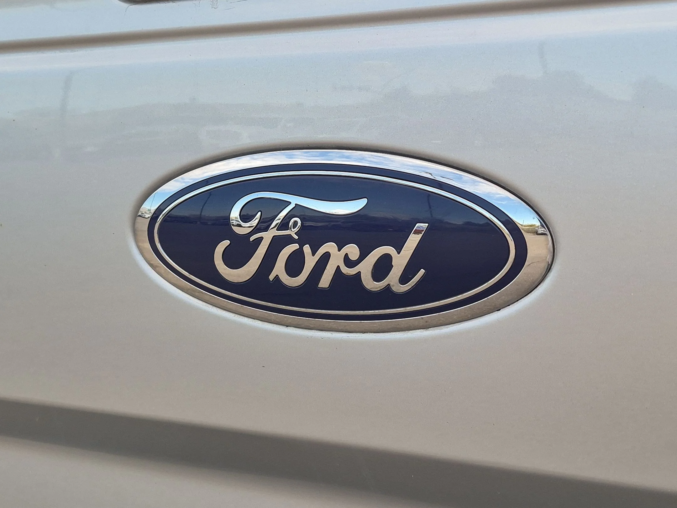 Used 2015 Ingot Silver Ford Lariat image 13