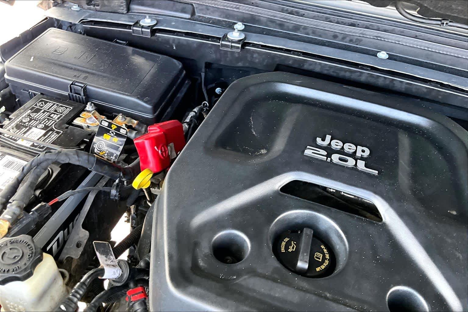 Used 2020 Sting-Gray Clearcoat Jeep Sport Altitude image 33