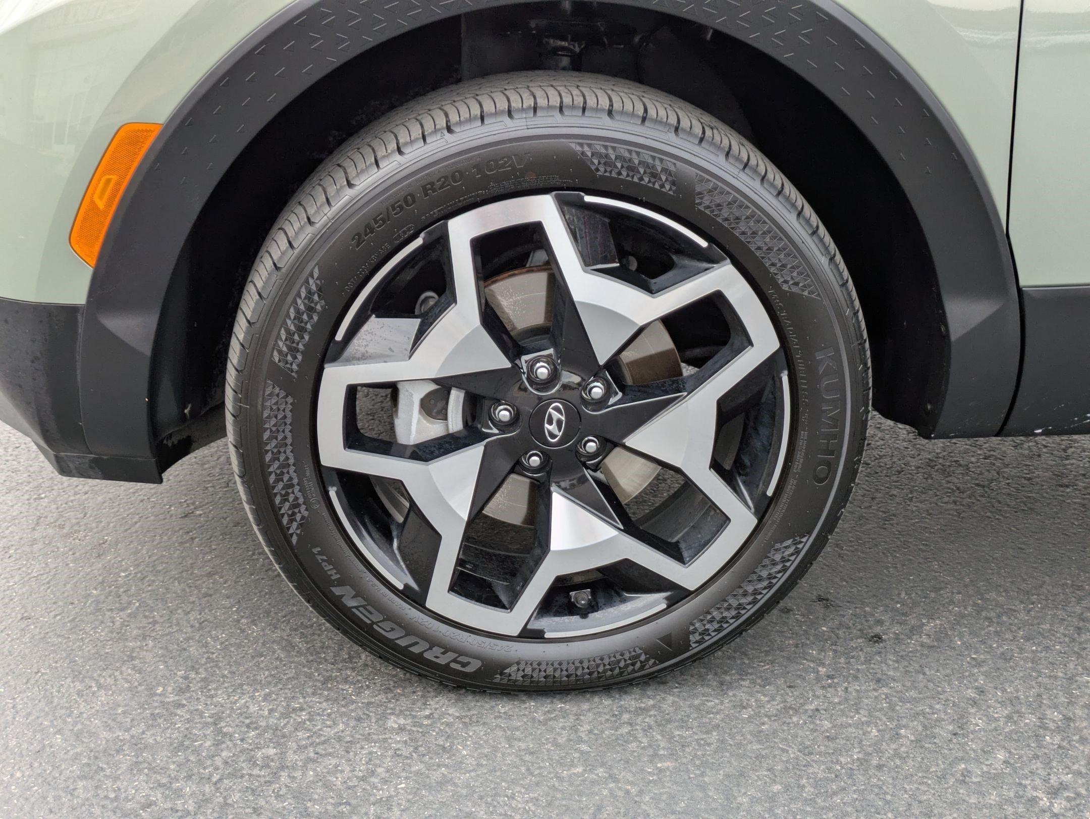 Used 2024 Sage Gray Hyundai Limited image 11