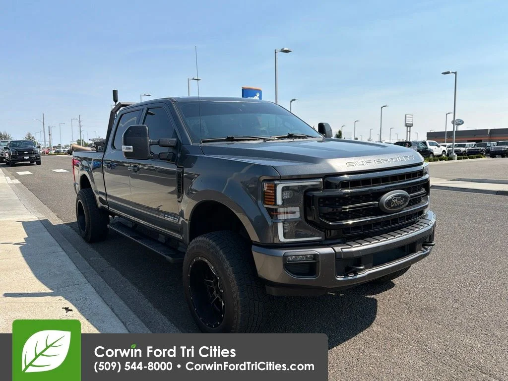 Used 2020 Magnetic Ford Lariat image 1