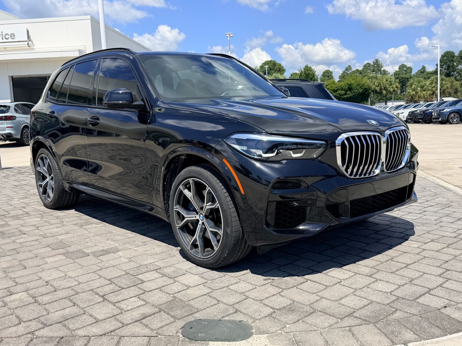 Certified Used 2023 Black Sapphire Metallic BMW xDrive40i image 6