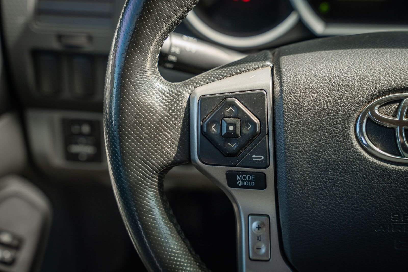 Used 2015 Gray Toyota PreRunner image 25