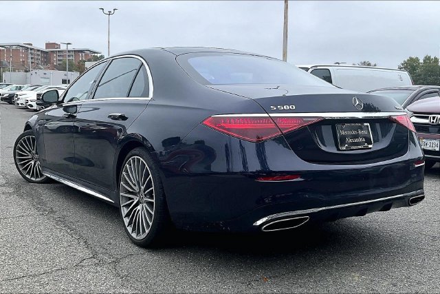 Certified Used 2023 Blue Mercedes-Benz S 580 image 3