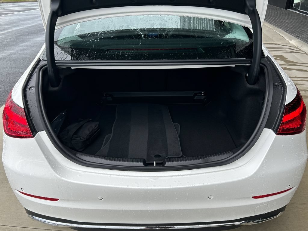 New 2026 Polar White Mercedes-Benz C 300 image 43