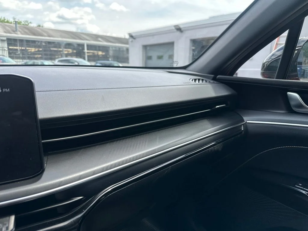 Used 2025 Red Kia GT-Line image 19