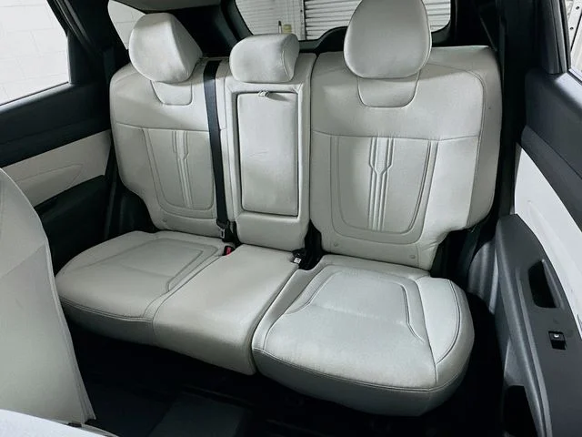 New 2026 Black Hyundai SEL image 11
