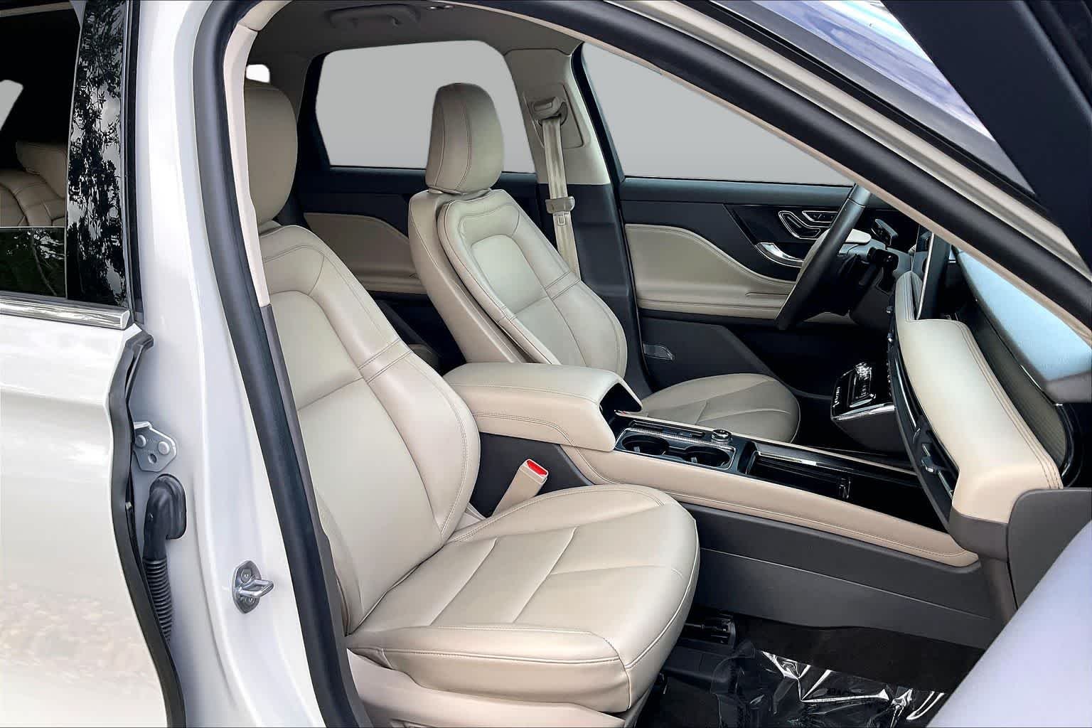 Pre-Owned 2023 Lincoln Corsair Standard