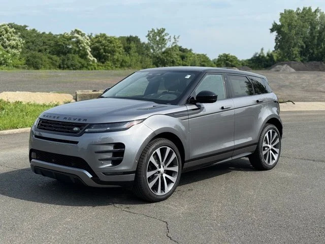 2026 Land Rover Range Rover Evoque Dynamic SE's photo
