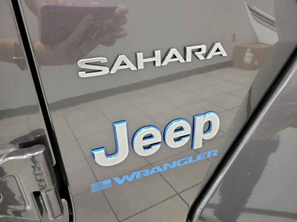 Used 2024 Gray Jeep Sahara 4xe image 25