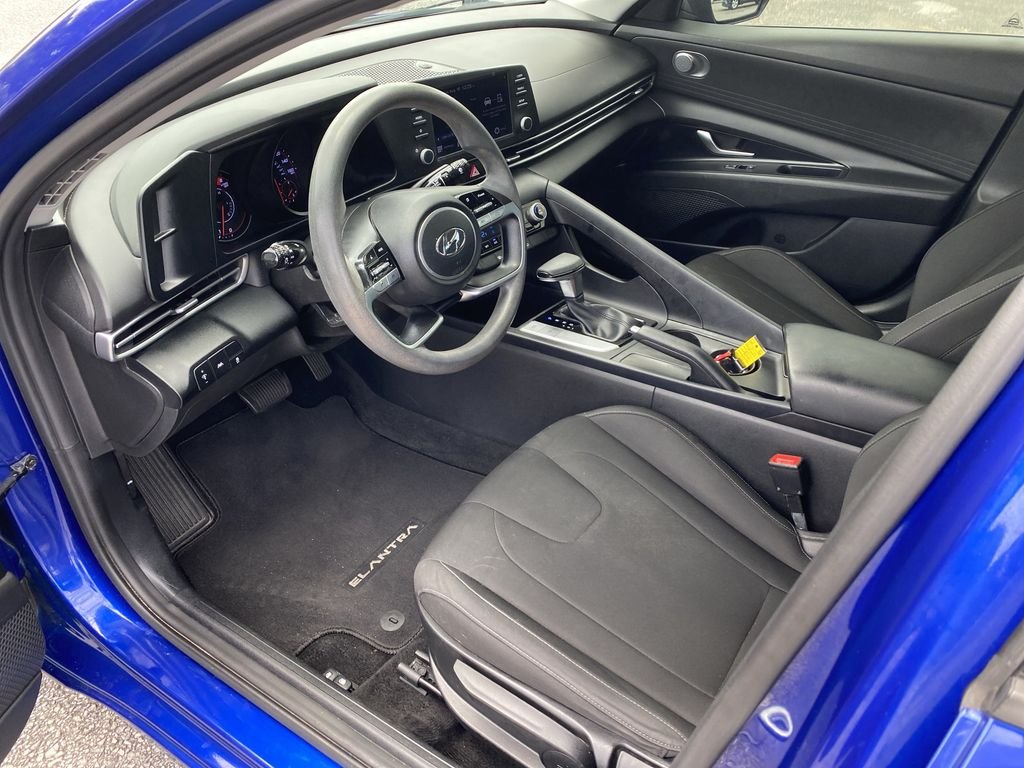Used 2021 Intense Blue Hyundai SEL image 10