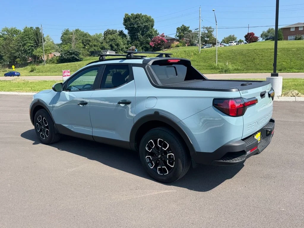 Used 2022 Blue Hyundai SEL image 5