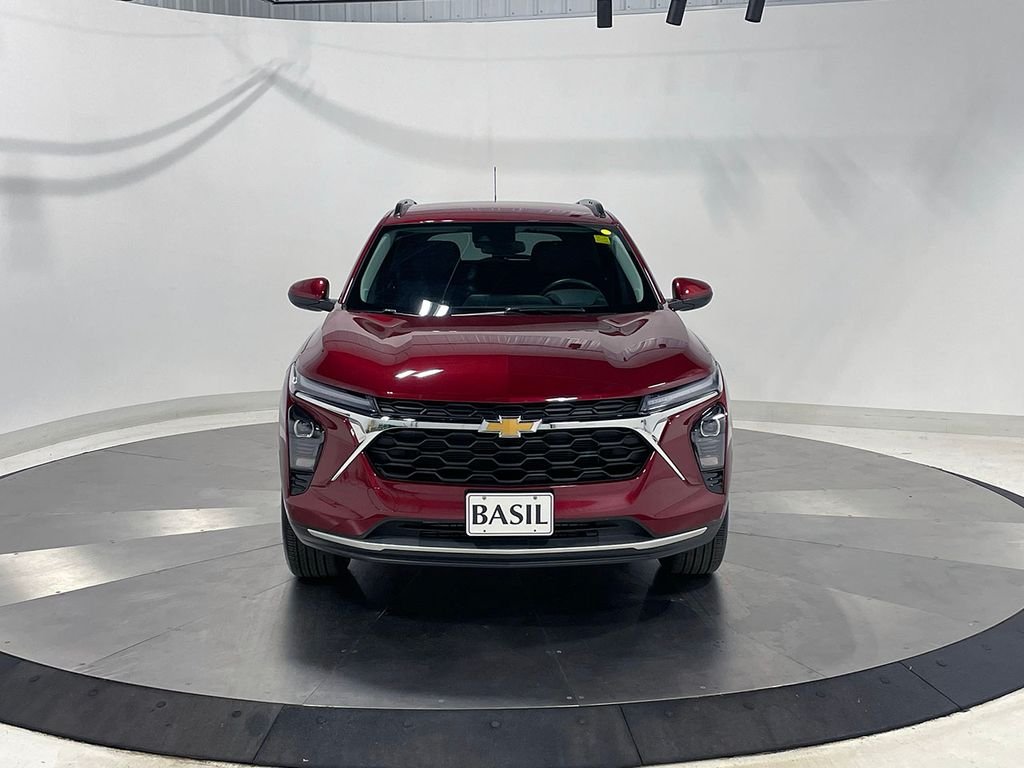 Used 2024 Red Chevrolet LT image 9