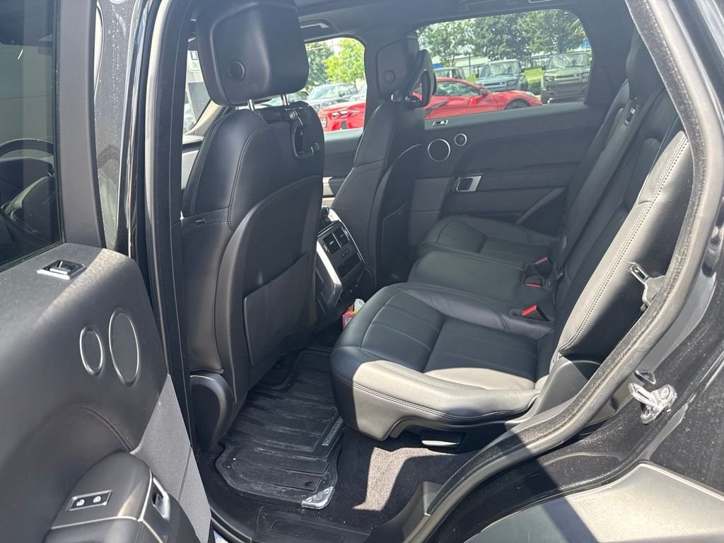 Used 2021 Santorini Black Metallic Land Rover SE image 19