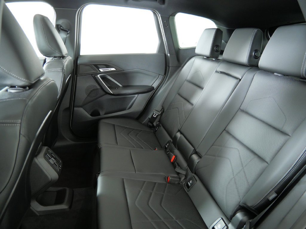 New 2027 Dune Grey Metallic BMW xDrive28i image 30