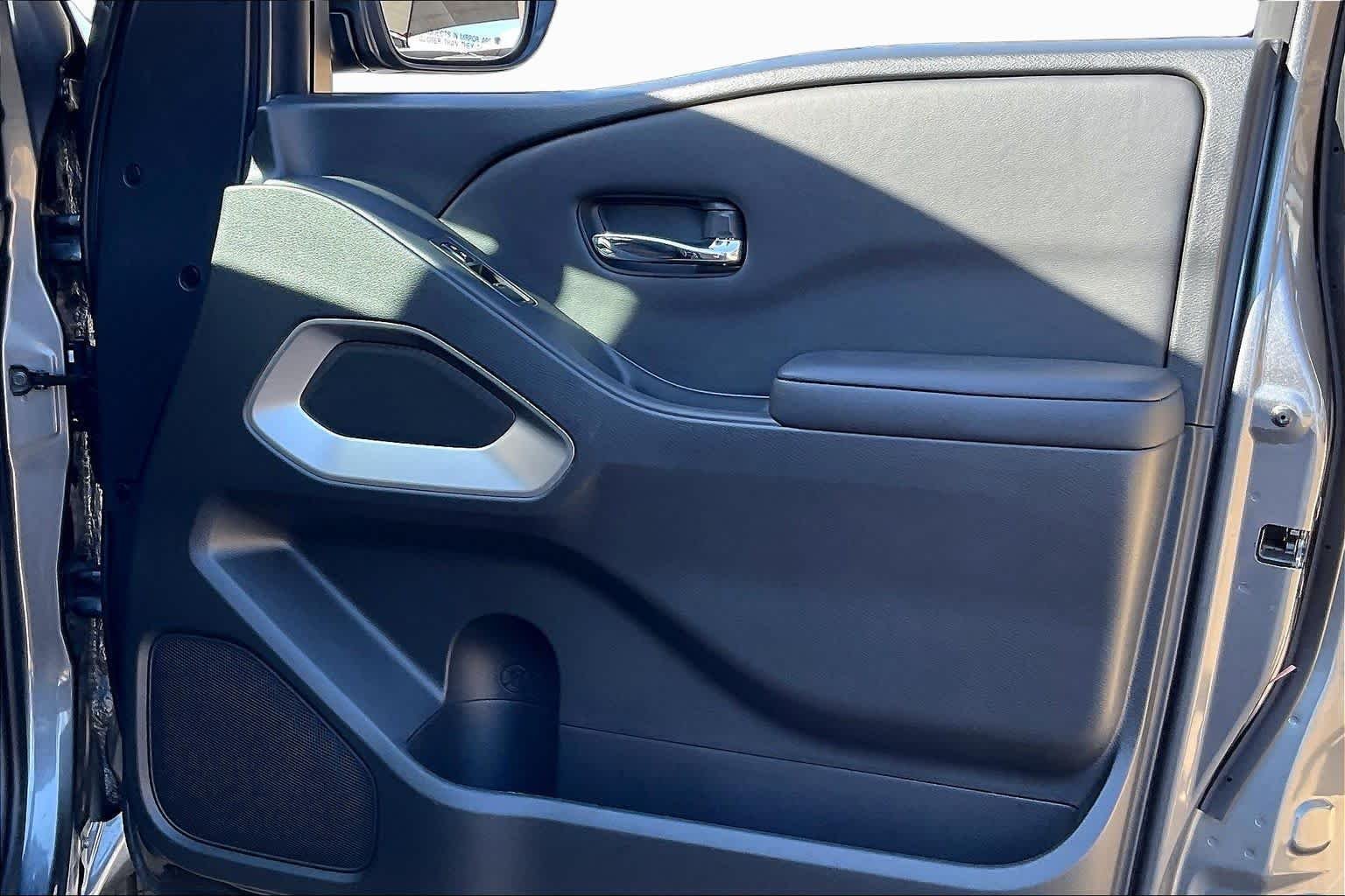 Used 2025 Gun Metallic Nissan SV image 20
