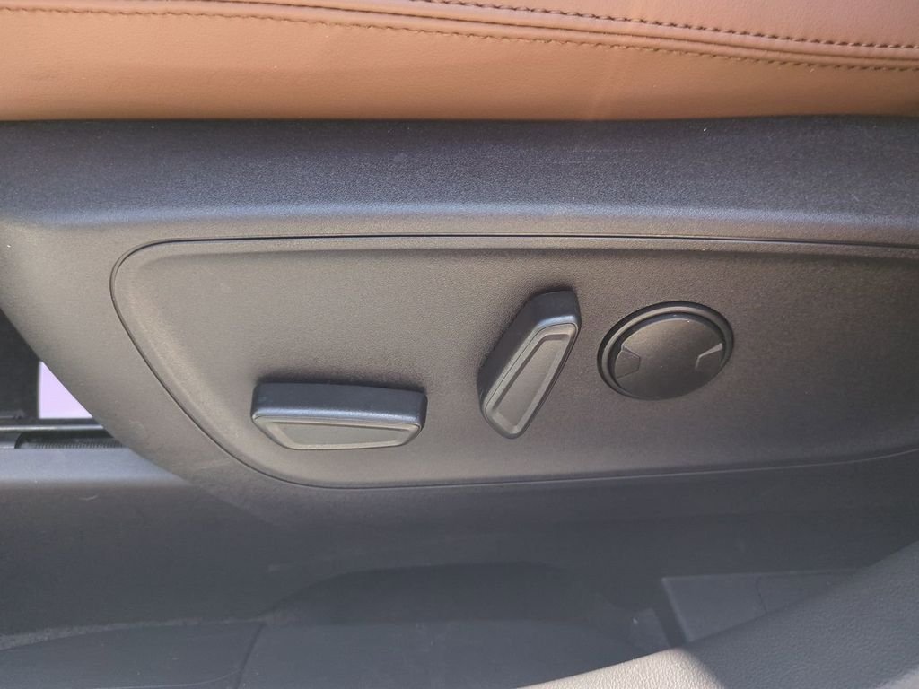 Used 2024 White Ford Outer Banks image 23