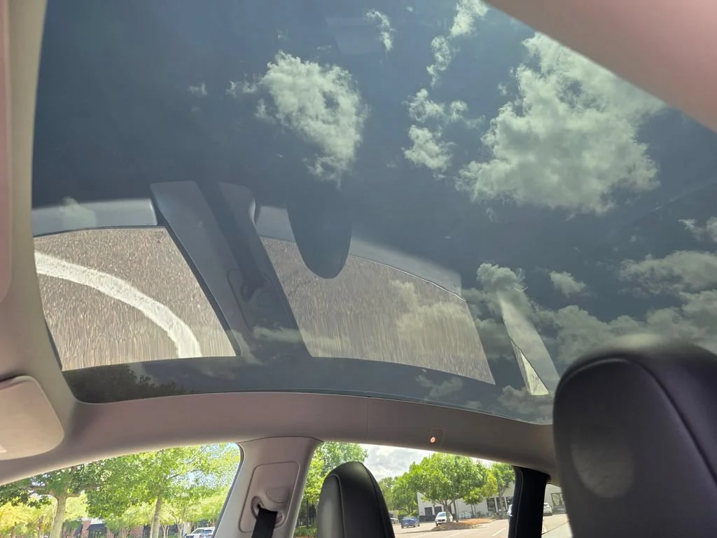 Used 2023  Tesla Long Range image 14