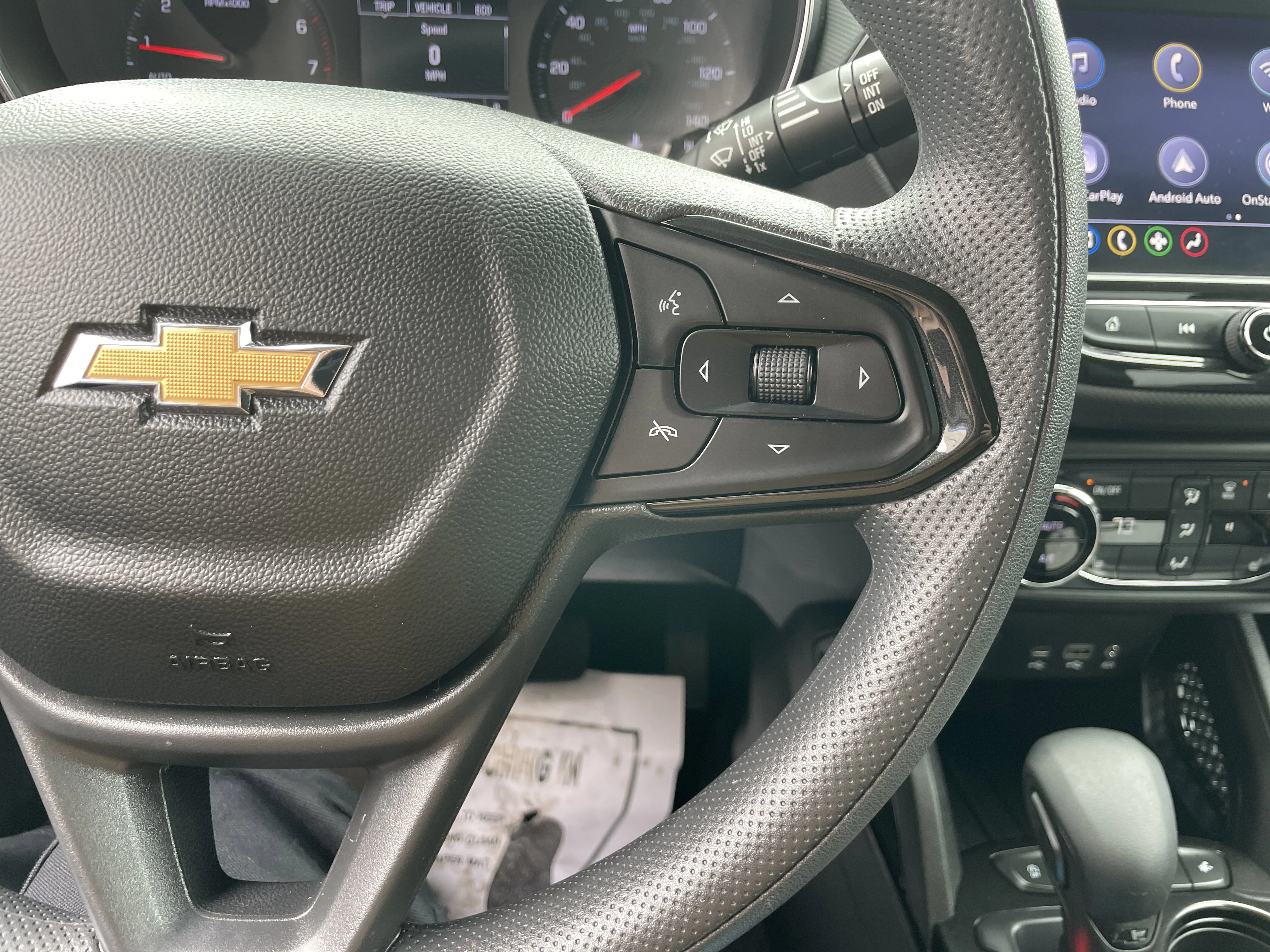Used 2022 Summit White Chevrolet LT image 13