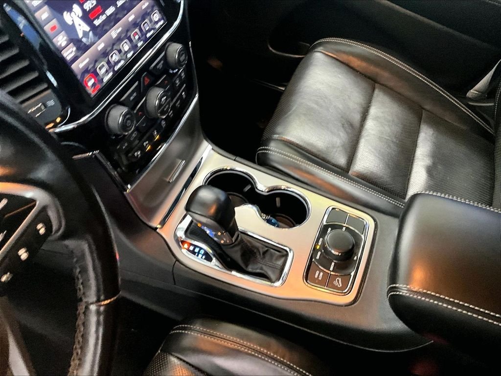 Used 2021 Bright White Clearcoat Jeep Limited image 20