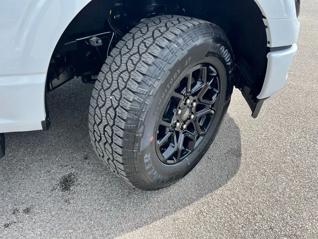 New 2026 White Ford XLT image 6