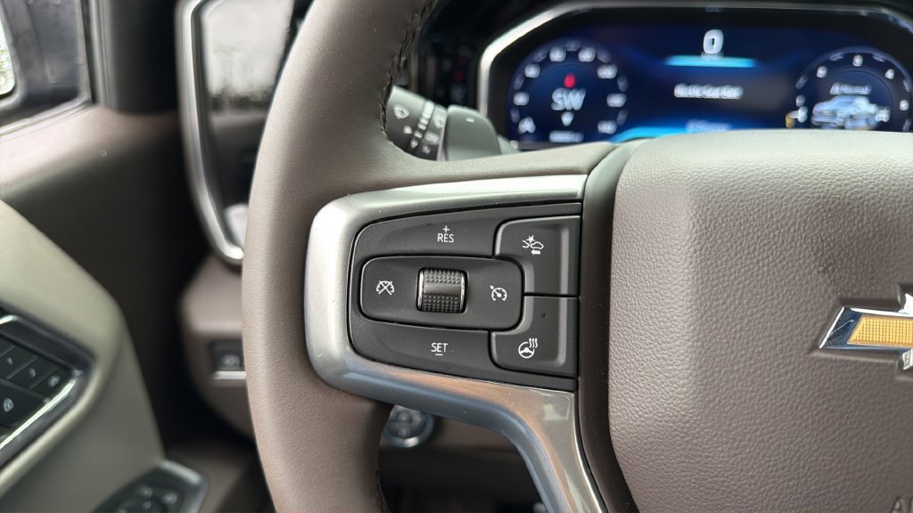 Used 2024 Blue Chevrolet LTZ image 23