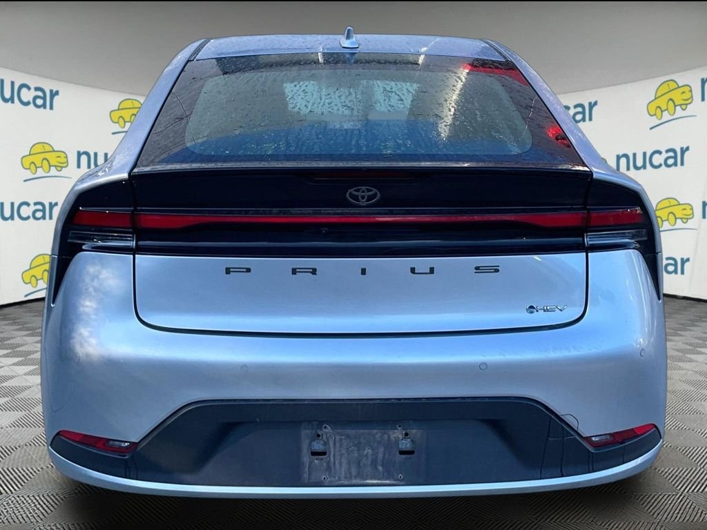 Used 2023 Gray Toyota LE image 3