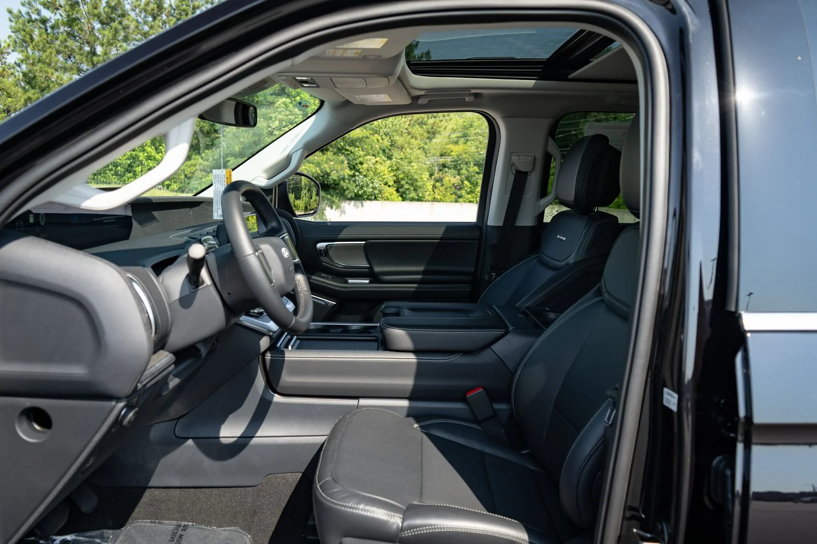 New 2027 Black Ford Platinum image 24