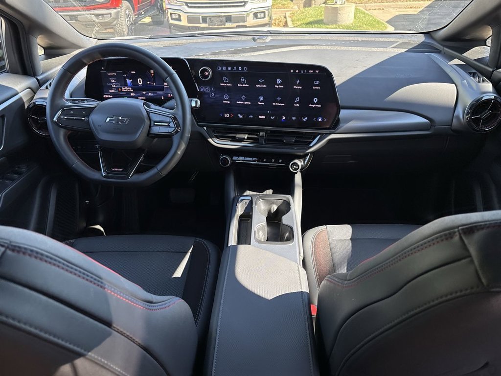 2024 Chevrolet Equinox EV RS - Photo 23