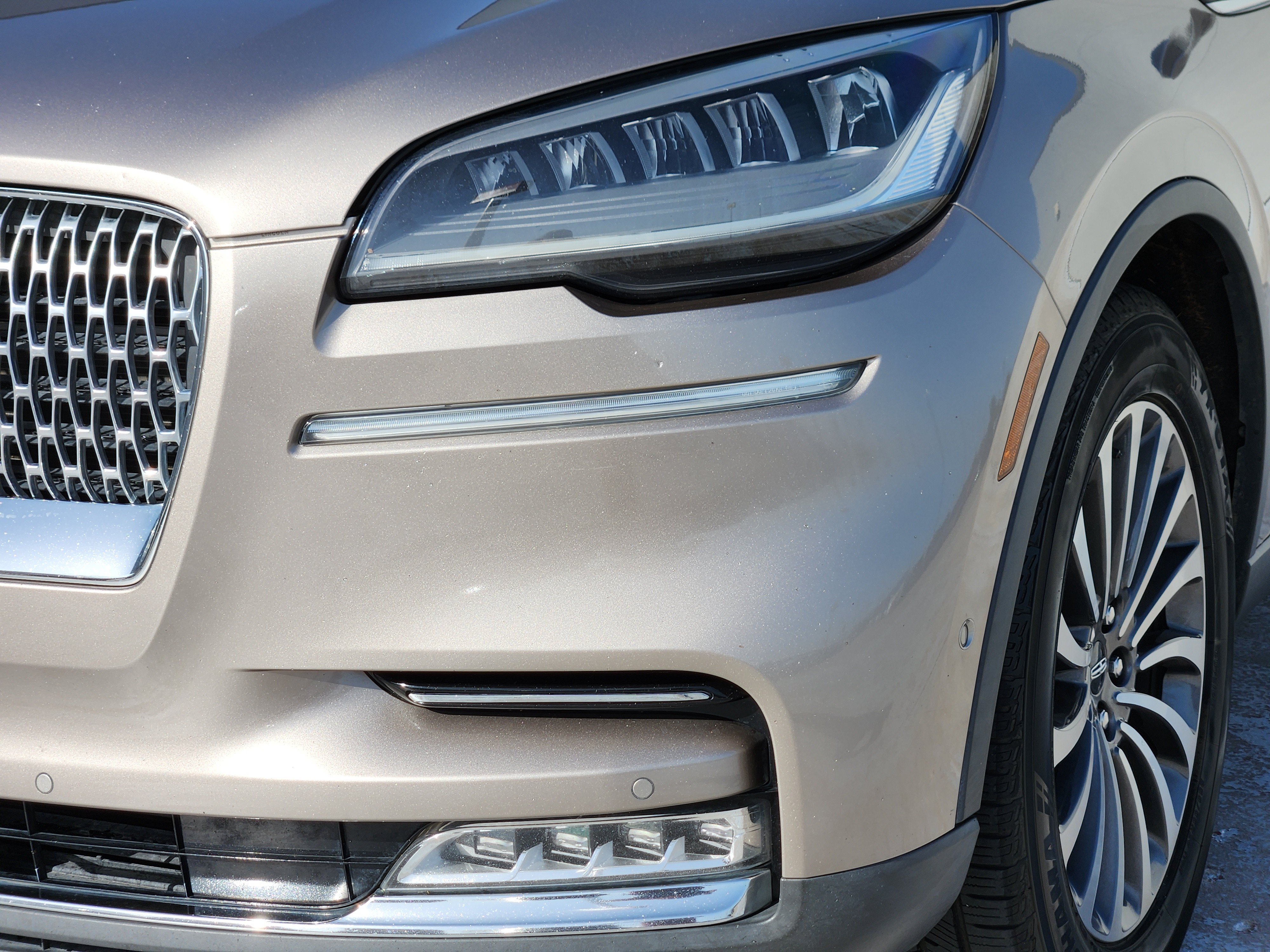Used 2020 Iced Mocha Metallic Premium Colorant Lincoln Reserve image 11
