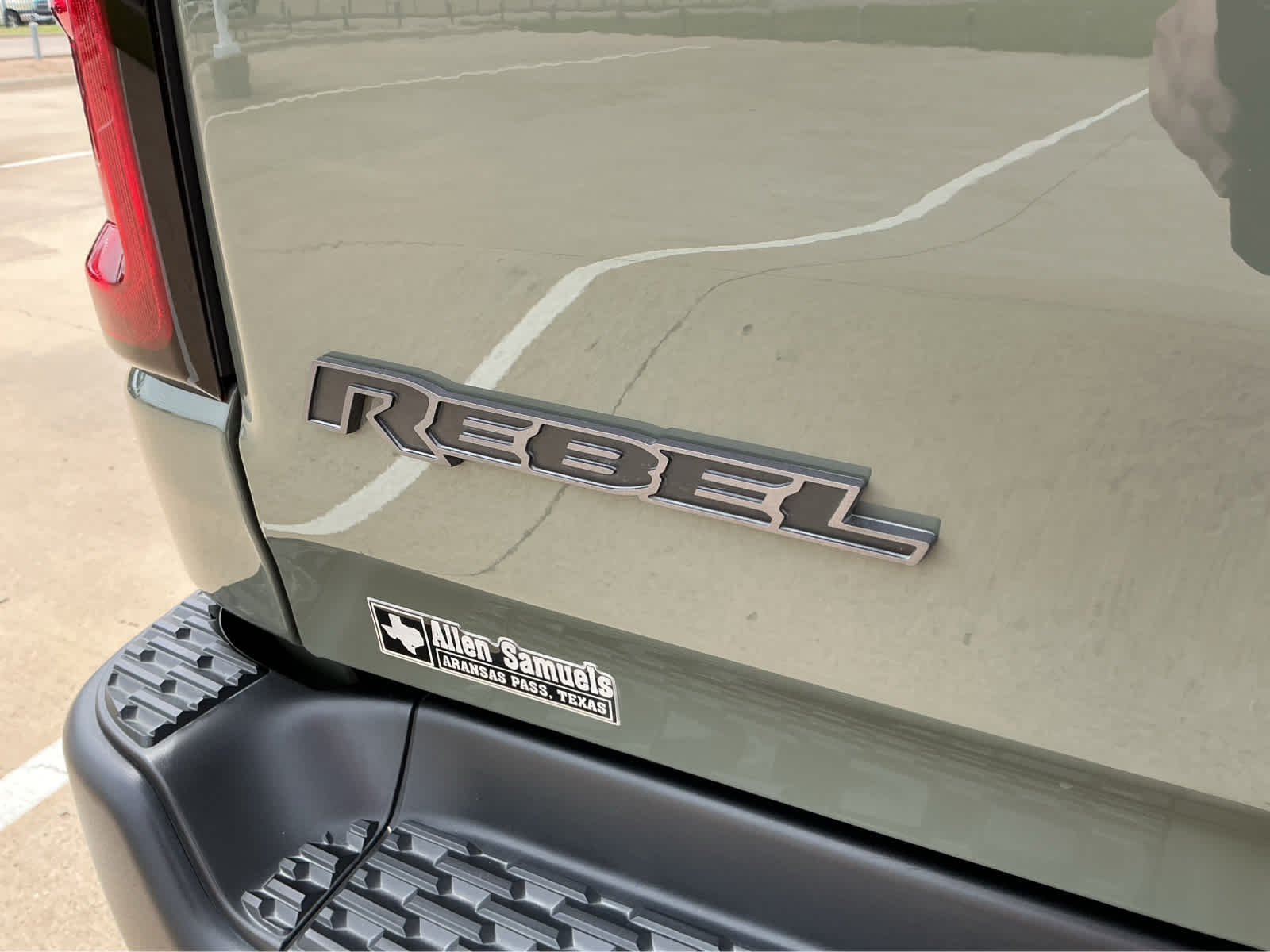 2026 RAM 1500 Rebel - Photo 11
