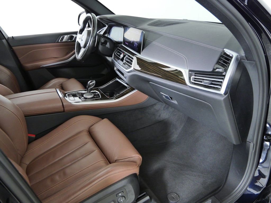 Used 2020 Carbon Black Metallic BMW xDrive40i image 21