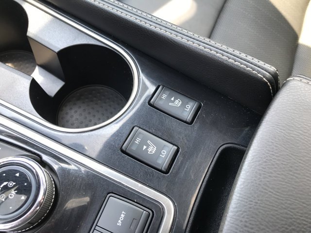 Used 2020 Brilliant Silver Metallic Nissan SL image 22
