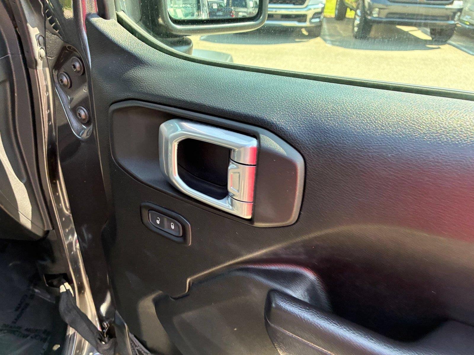Used 2021 Granite Crystal Metallic Clearcoat Jeep Unlimited Sport S image 29
