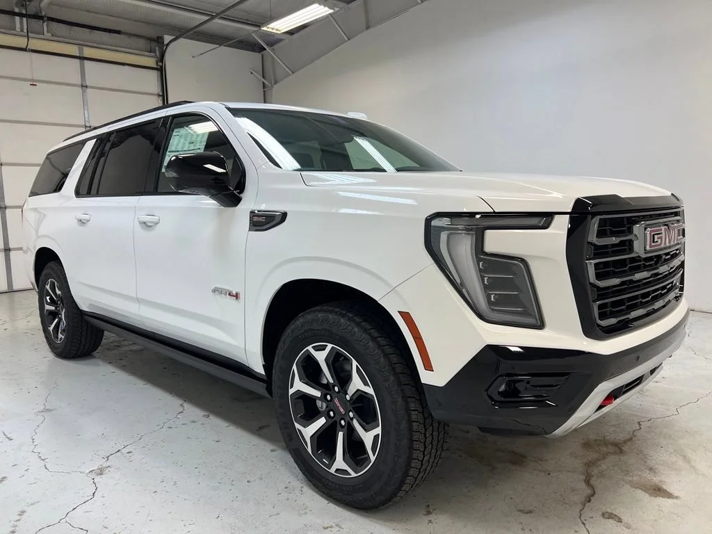 2026 GMC Yukon XL AT4 - Photo 7