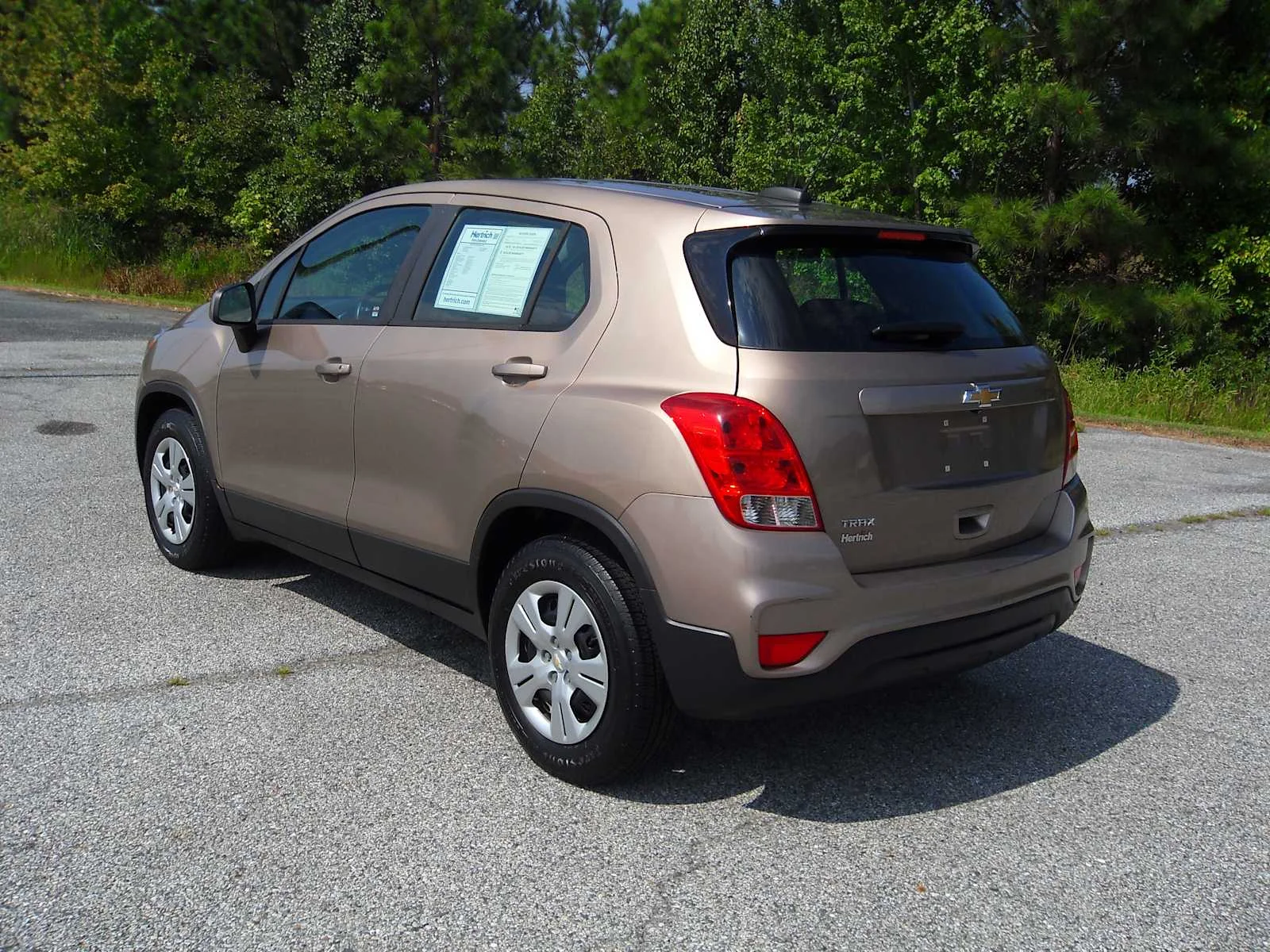Used 2018 Sandy Ridge Metallic Chevrolet LS image 3