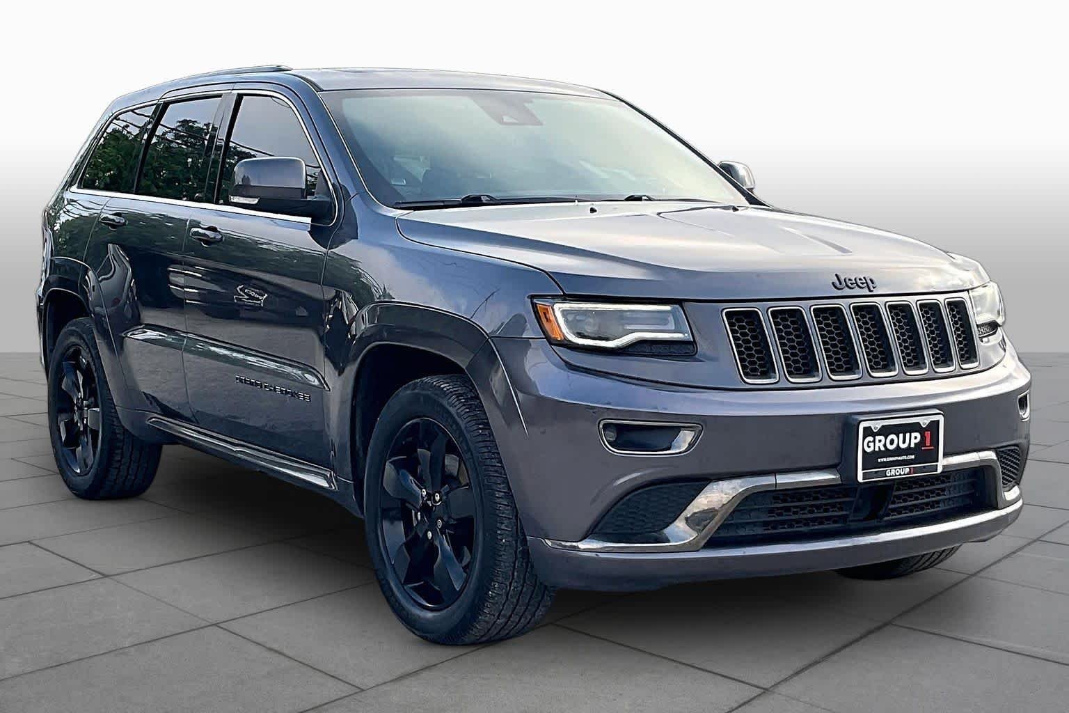 Used 2016 Granite Crystal Metallic Clearcoat Jeep High Altitude image 3