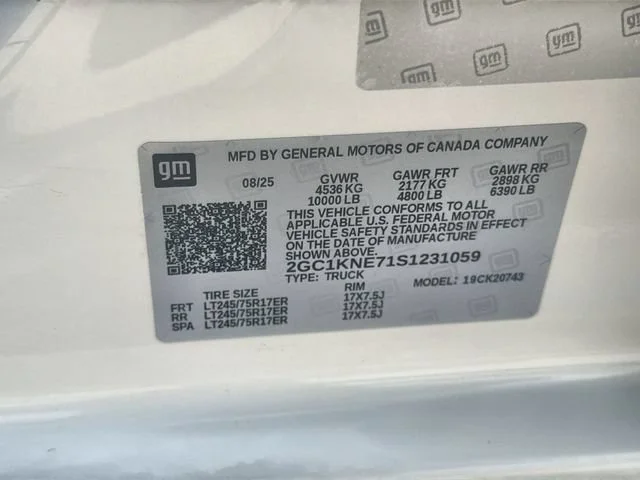 Certified Used 2025 Summit White Chevrolet LT image 33