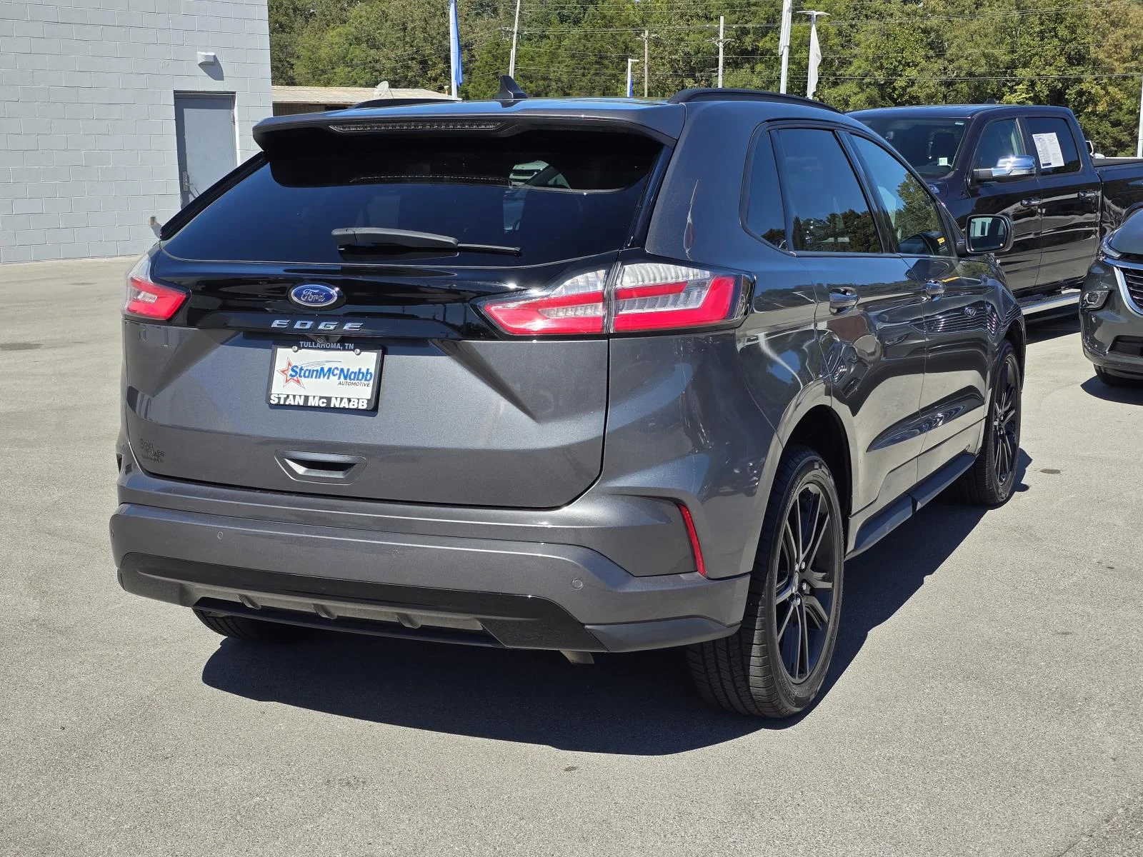 Used 2024 Gray Ford ST-Line image 7