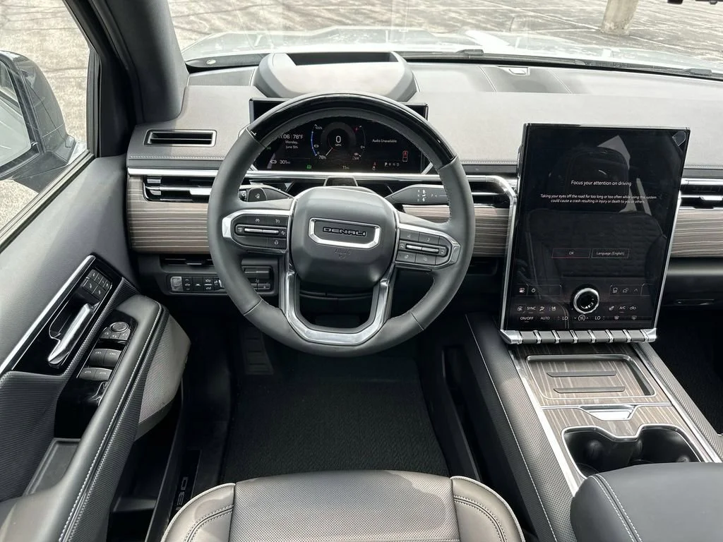 2025 GMC Sierra EV Denali - Photo 15