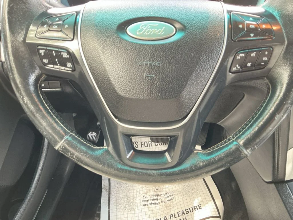 Used 2016 White Ford Platinum image 19