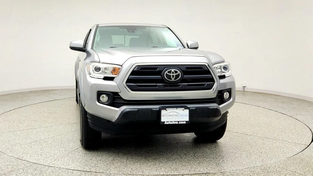 Used 2019 Silver Sky Metallic Toyota 4WD SR5 Double Cab 5