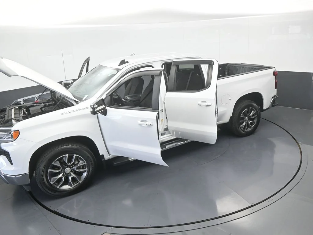 Used 2022 Summit White Chevrolet LT image 64
