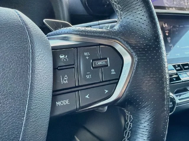Used 2023 Silver Lexus LX 600 F SPORT image 41