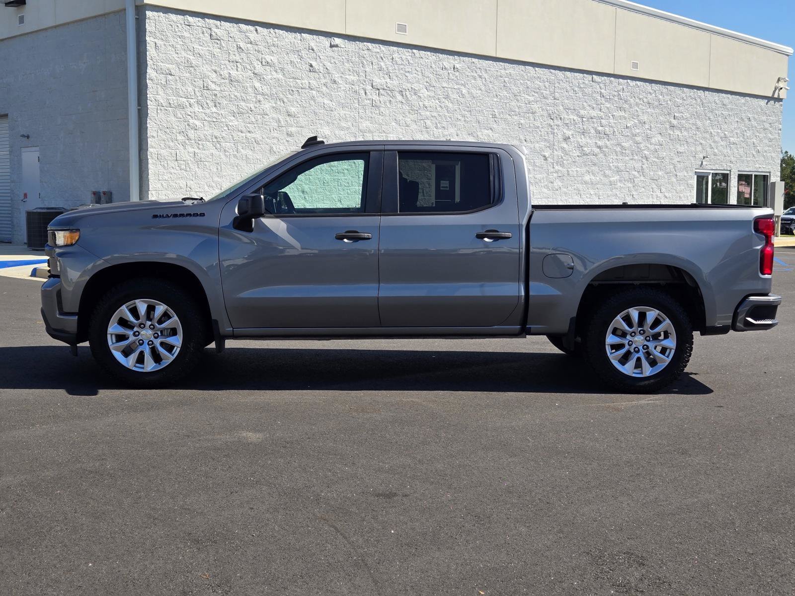 Used 2021 SATIN STEEL METALLIC Chevrolet Custom image 14