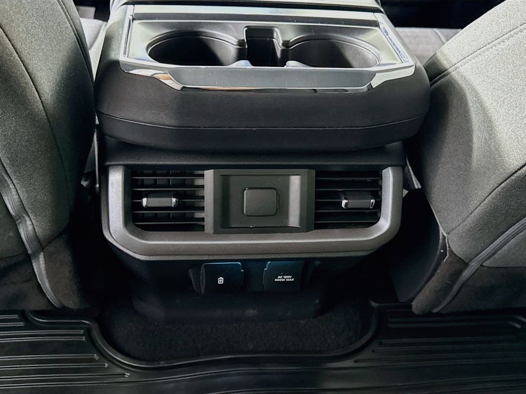 Used 2023 Atlas Blue Metallic Ford XLT image 26